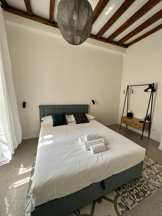 Milano Apartments Navigli Porta Genova Bagian luar foto